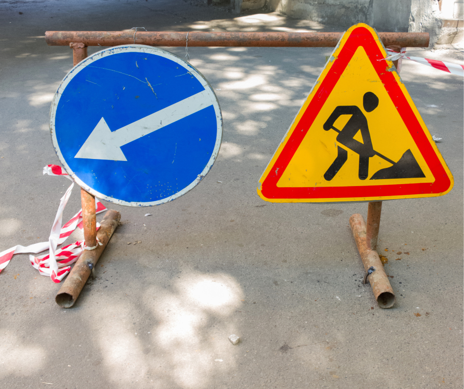 teetööde liiklusmärk.png